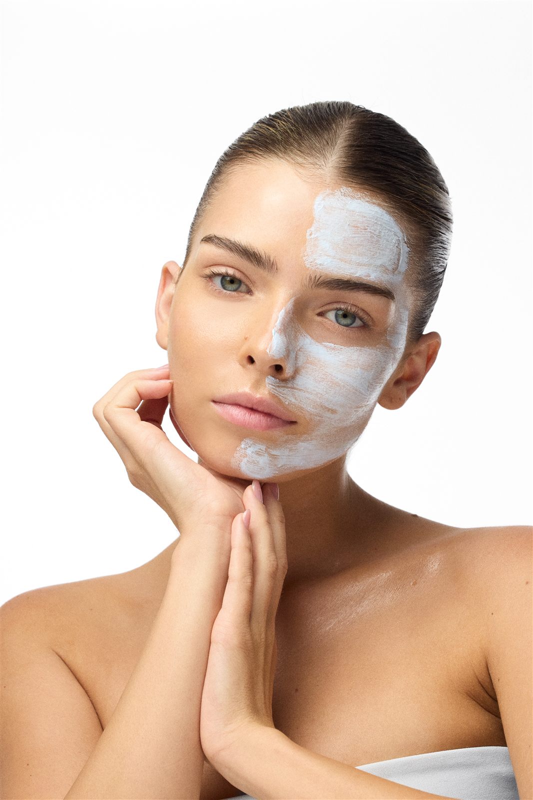 Christina Illustrious — post acne zmiany zapalne przebarwienia szyja