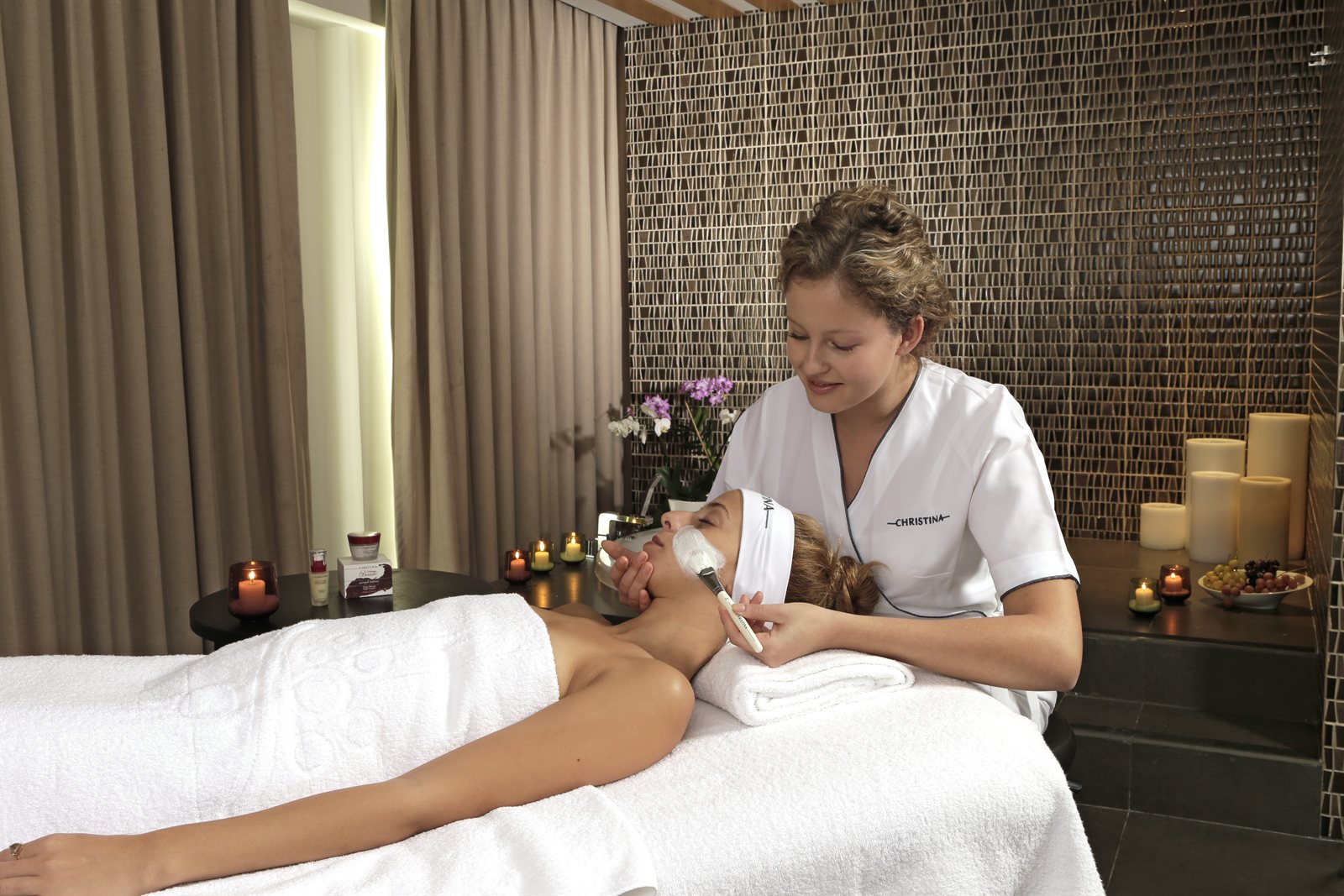 Christina Comodex — tradzik, postacne i plamy pigmentowe