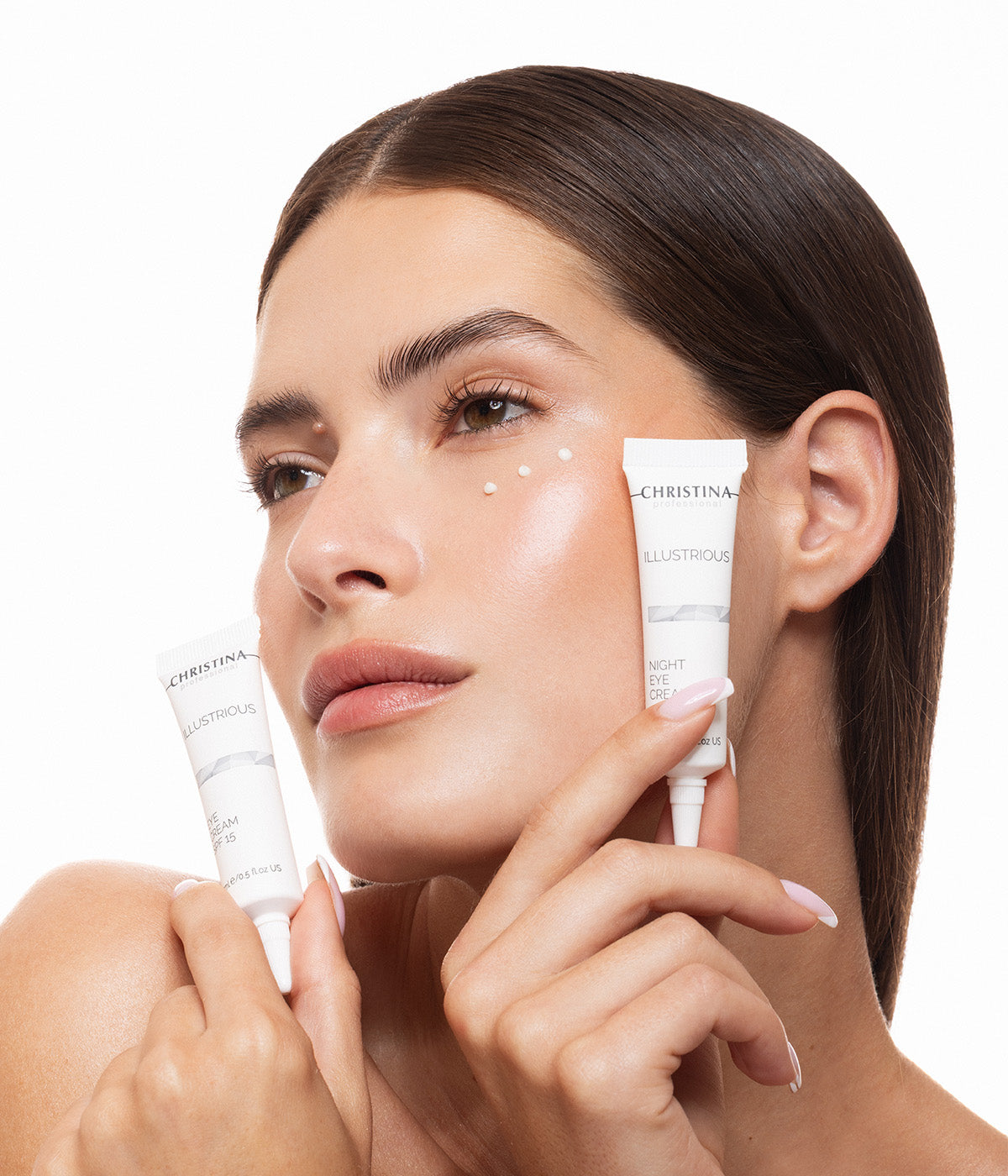 rozświetlający krem na noc pod oczy 15 ml_tubka z peptydami