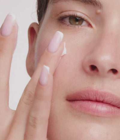 Forever Young Moisture Fusion Cream Krem nawilżający z kwasem hialuronowym i peptydami